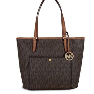 Michael kors tote
